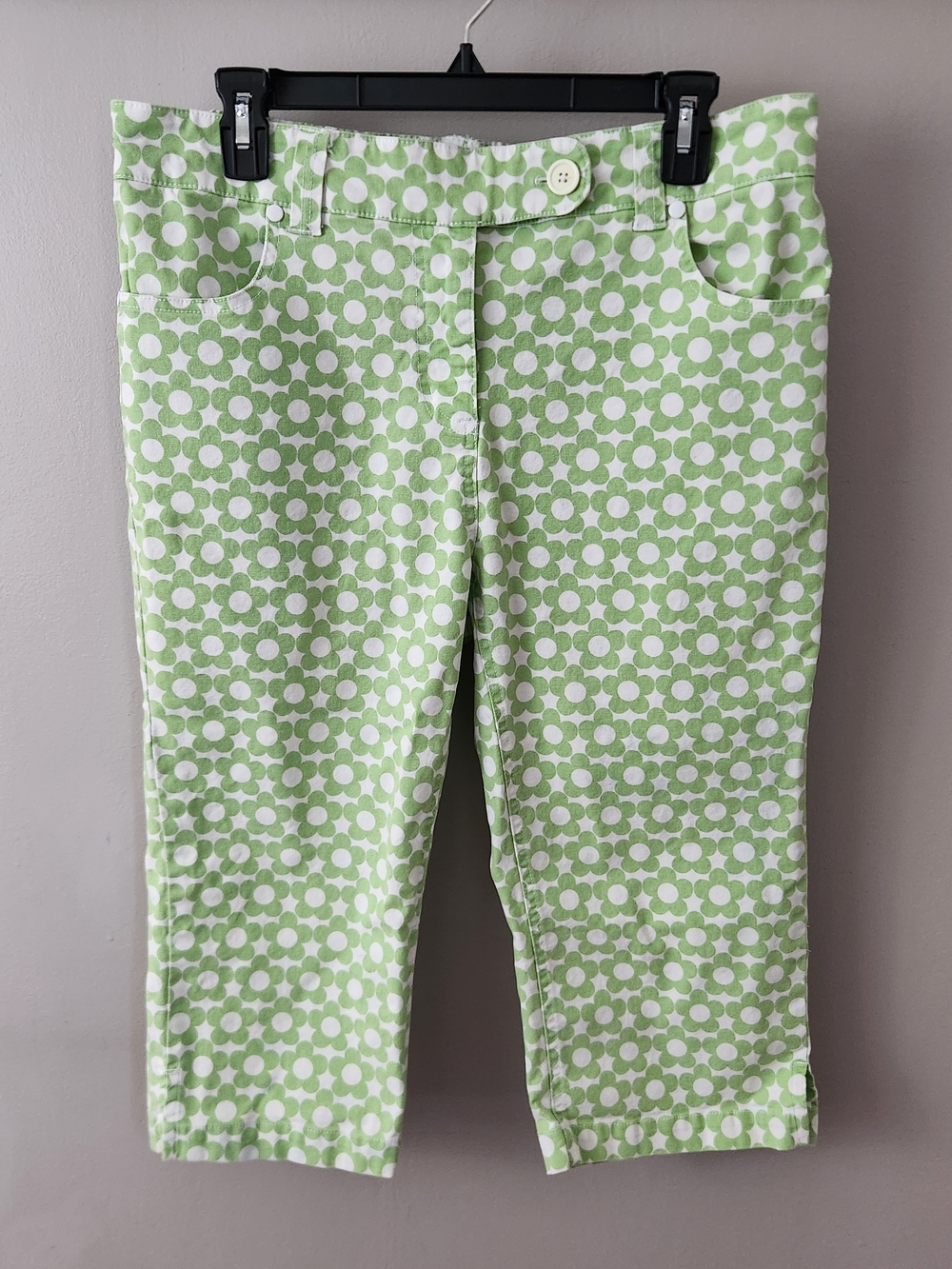Motherhood Maternity Green White Floral Capris Pedal Pushers Whimsical Flower